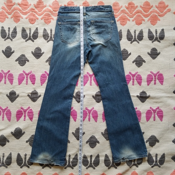 Gap Regular Flare Jeans - Picture 4 of 9